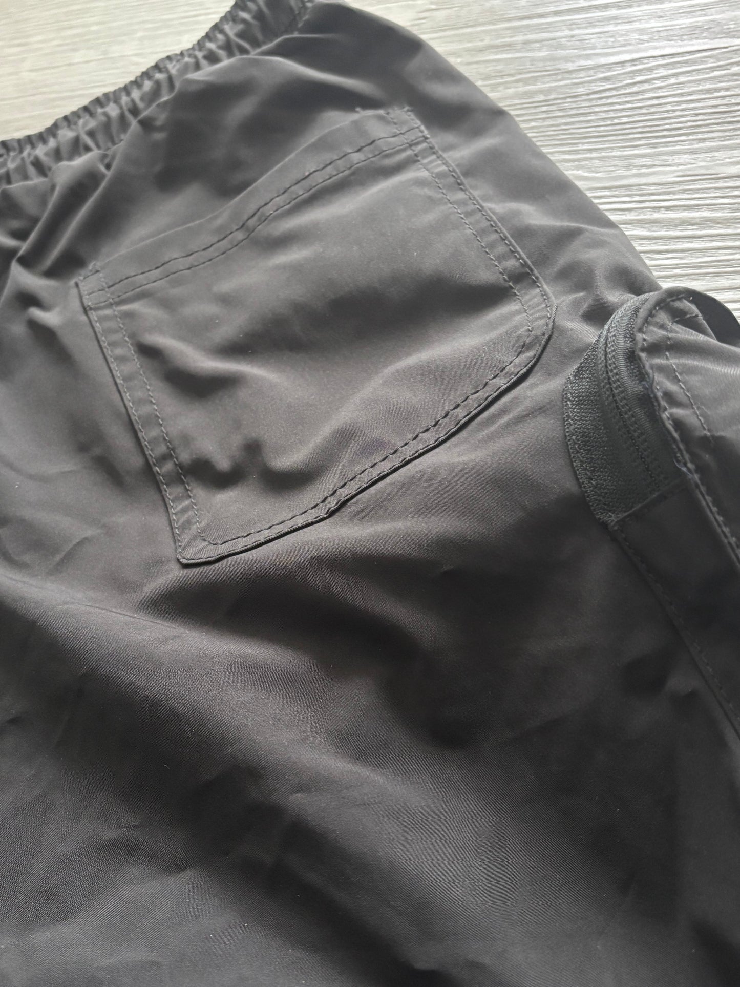 MHALBINI (black on black water repellent) last of the greatest shorts